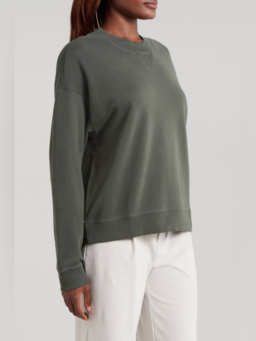 Vuori Sedona Crew Sweatshirt in dark green, size M